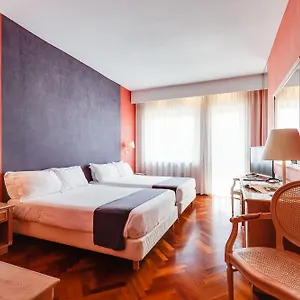 **** Hotel Culture Capodimonte Italie